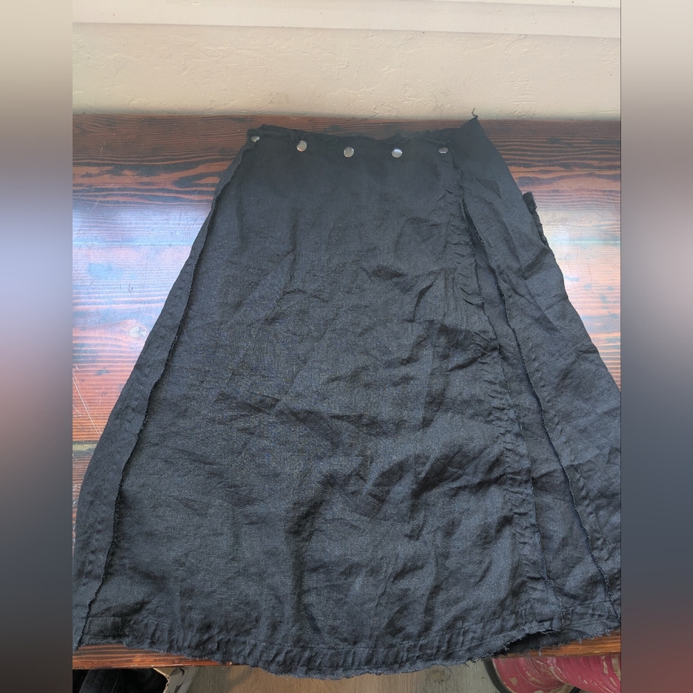 Pip-Squeak Chapeau Etc. 100% Linen Wrap Skirt – Black, Made in Brooklyn, NY